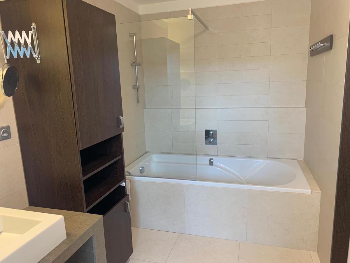 Apartman S Wellness Sluzbami Čerčany Exteriér fotografie